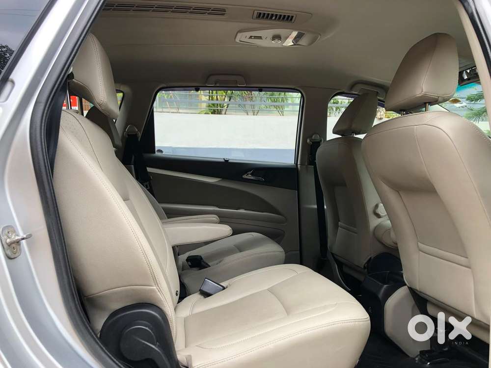 Mahindra Marazzo M8, 2019, Diesel