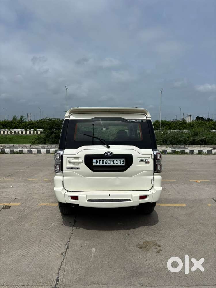 Mahindra Scorpio S6 Plus, 2015, Diesel