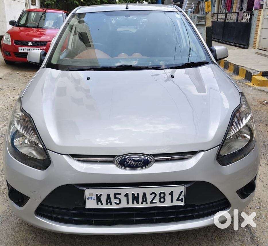Ford Figo 1.2p Titanium Mt, 2010, Petrol
