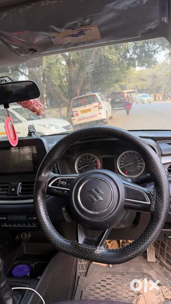 Baleno 2023 Delta Cng Silver Colour