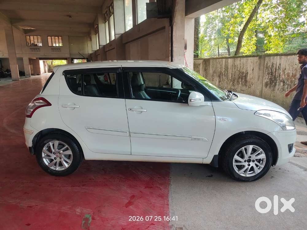 Maruti Suzuki Swift 2012