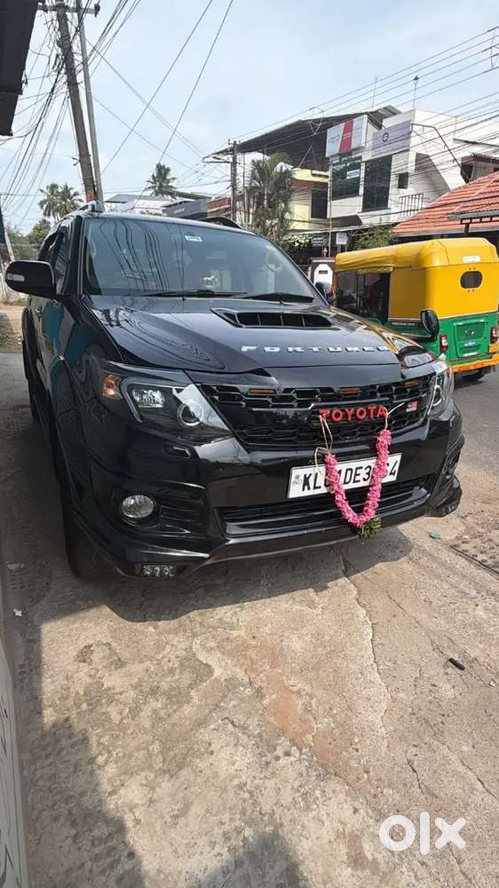 Toyota Fortuner Legender 2015 Diesel 156000 Km Driven,mint Condition
