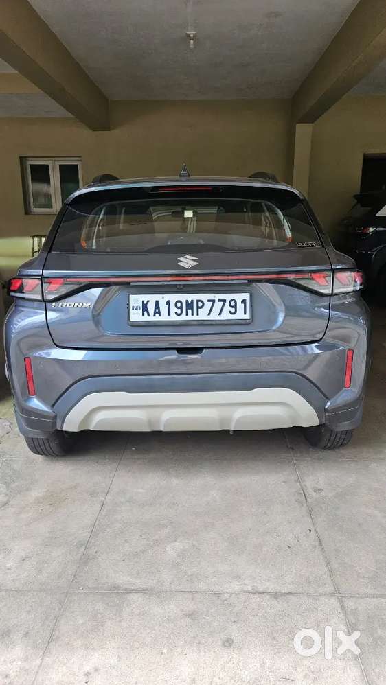 Maruti Suzuki Fronx 2024 Petrol Well Maintained