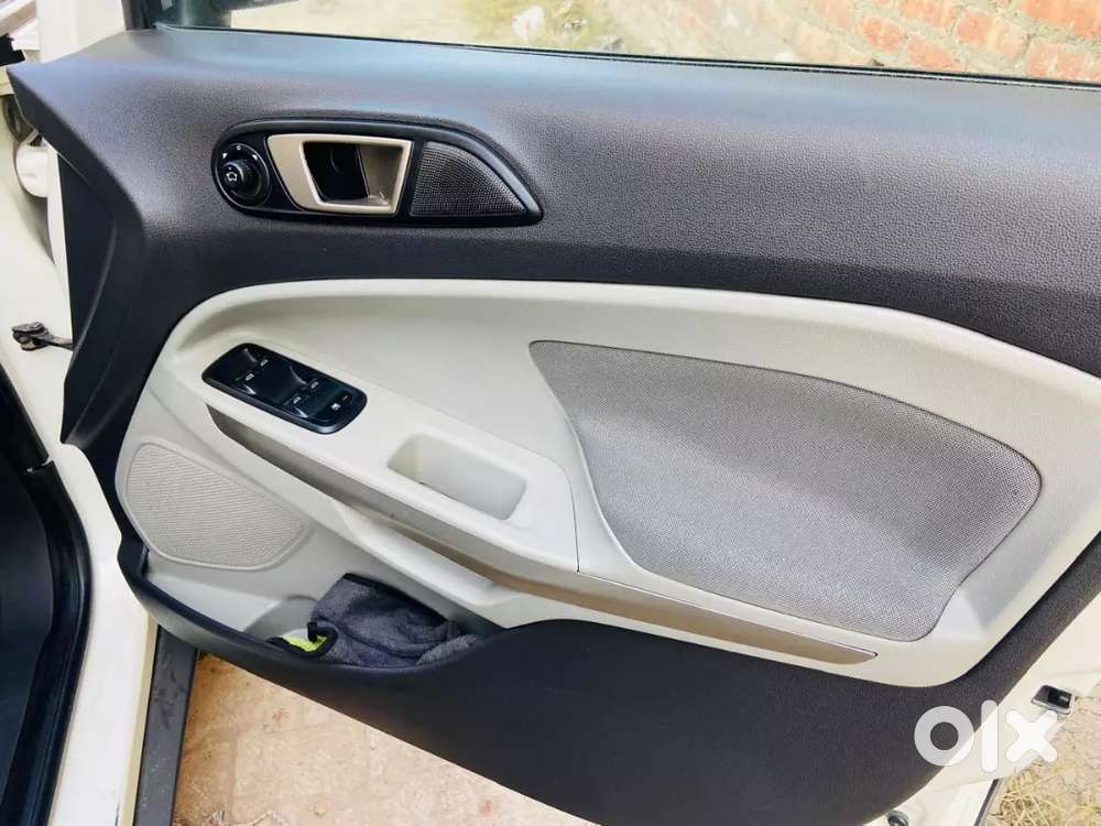 Ford Ecosport 2014 Diesel 123000 Km Driven Full New Condition