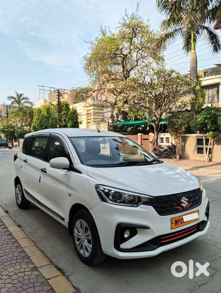 Maruti Suzuki Ertiga 2022-2023  Lxi, 2022, Cng & Hybrids