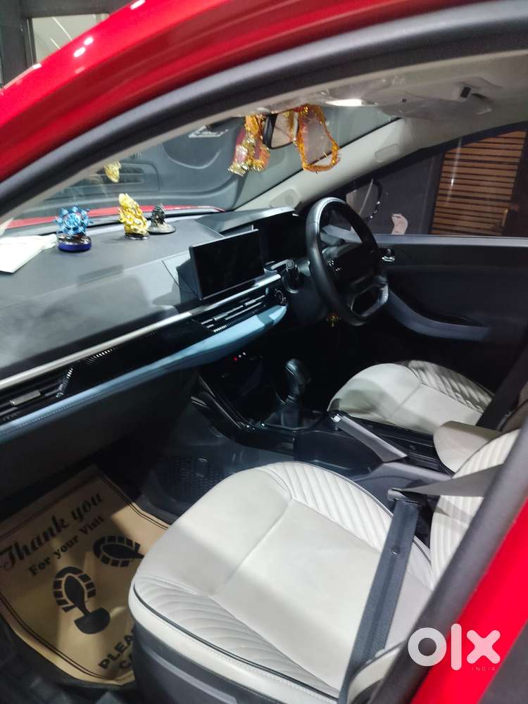 Tata Curvv Creative Plus S 1.2 Revotron Petrol 7dca, 2025, Petrol