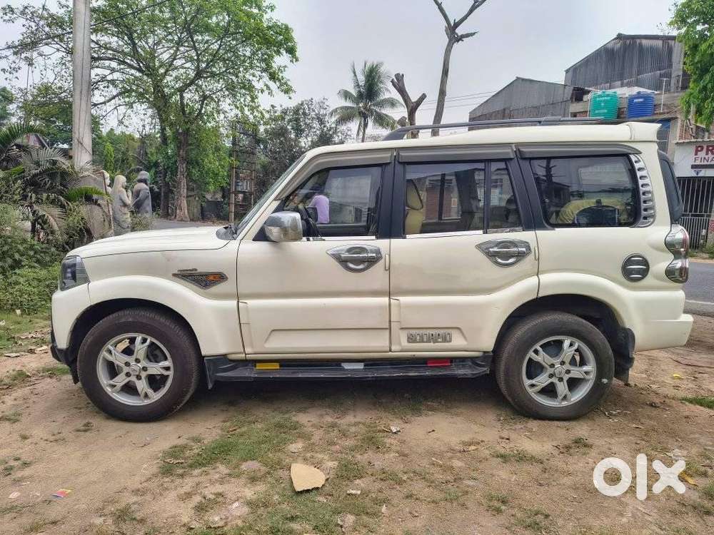 Mahindra Scorpio S10, 2017, Diesel