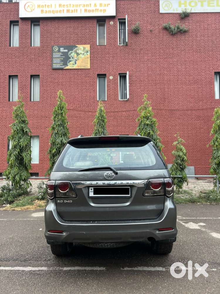 Toyota Fortuner 3.0 4x2 Automatic, 2014, Diesel