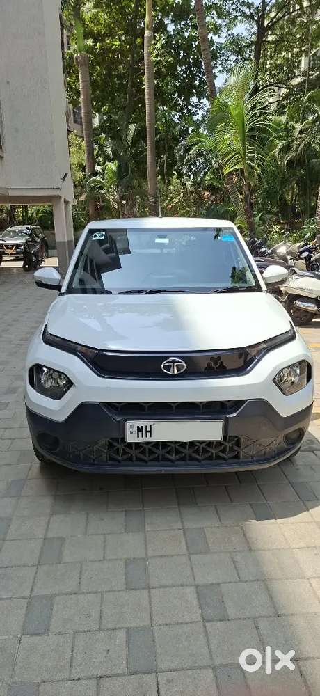 Tata Punch Rhythm Amt 2023 Model Si Gle Hand Drived.