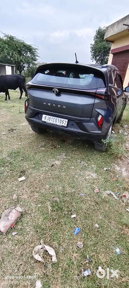 Tata Nexon Pure 2025