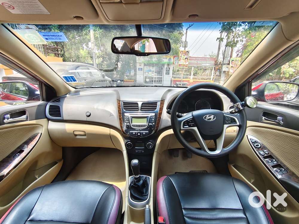 Hyundai Verna Fluidic 1.6 Vtvt Sx, 2015, Petrol