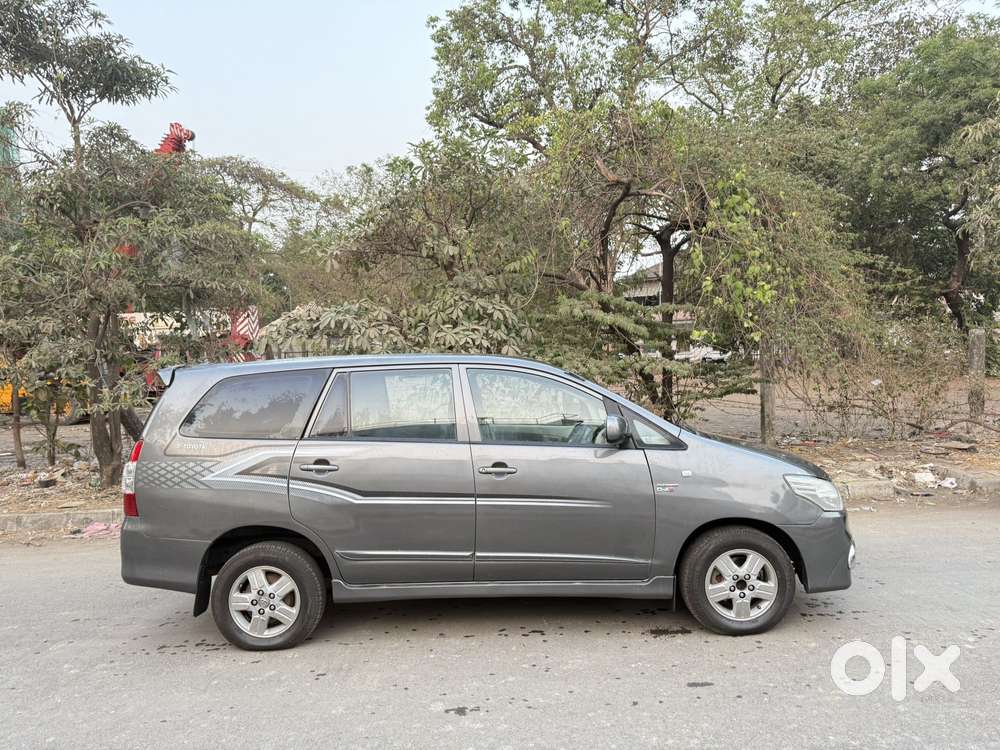 Toyota Innova 2.5 G (diesel) 8 Seater, 2014, Diesel