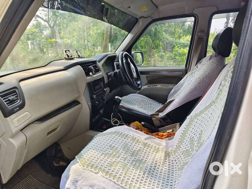 Mahindra Scorpio S6 Plus, 2016, Diesel