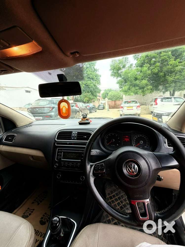 Volkswagen Polo Petrol 2013