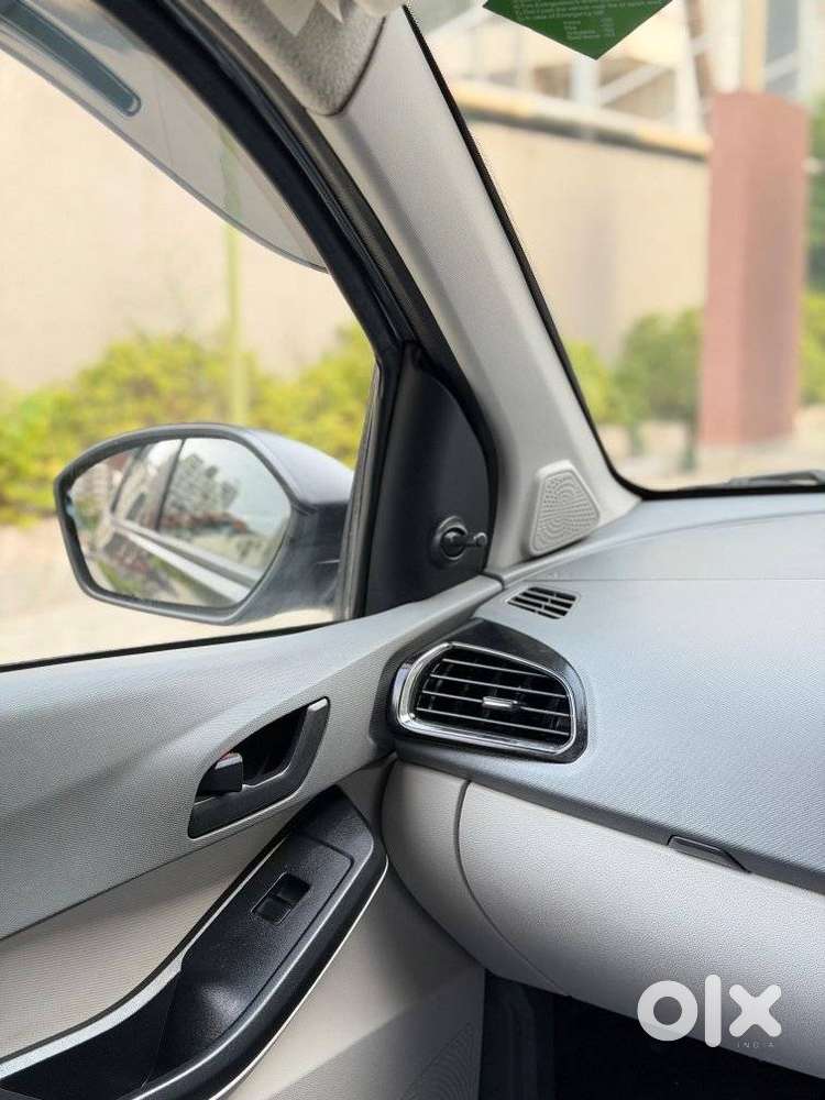 Tata Tiago Xm, 2025, Cng & Hybrids