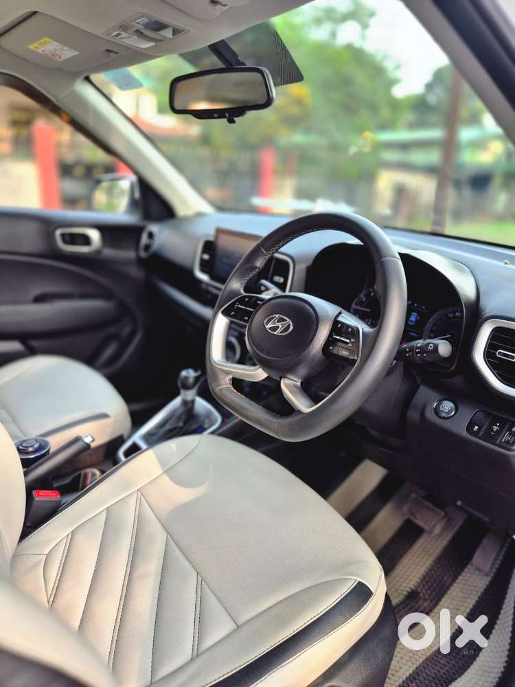 Hyundai Venue Sx Plus Turbo Dct, 2022, Petrol