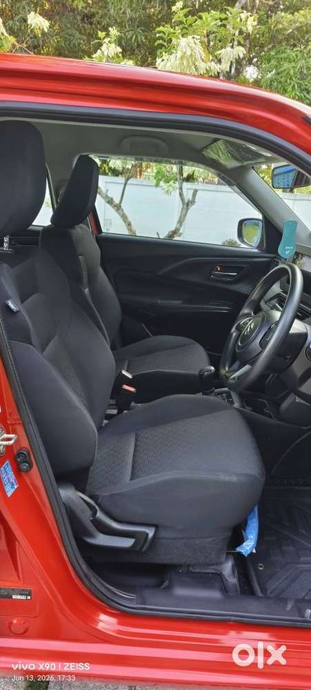 Maruti Suzuki Swift, 2024, Petrol
