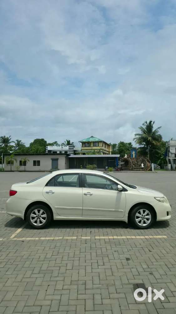 Toyota Corolla Altis 2009