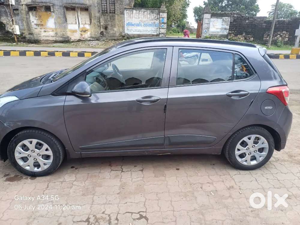 I 10 Grand Petrol&cng