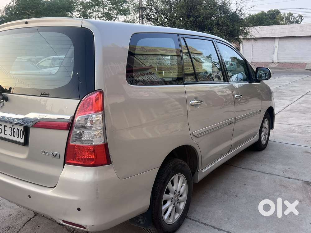 Toyota Innova 2.5 V 7 Str, 2013, Diesel