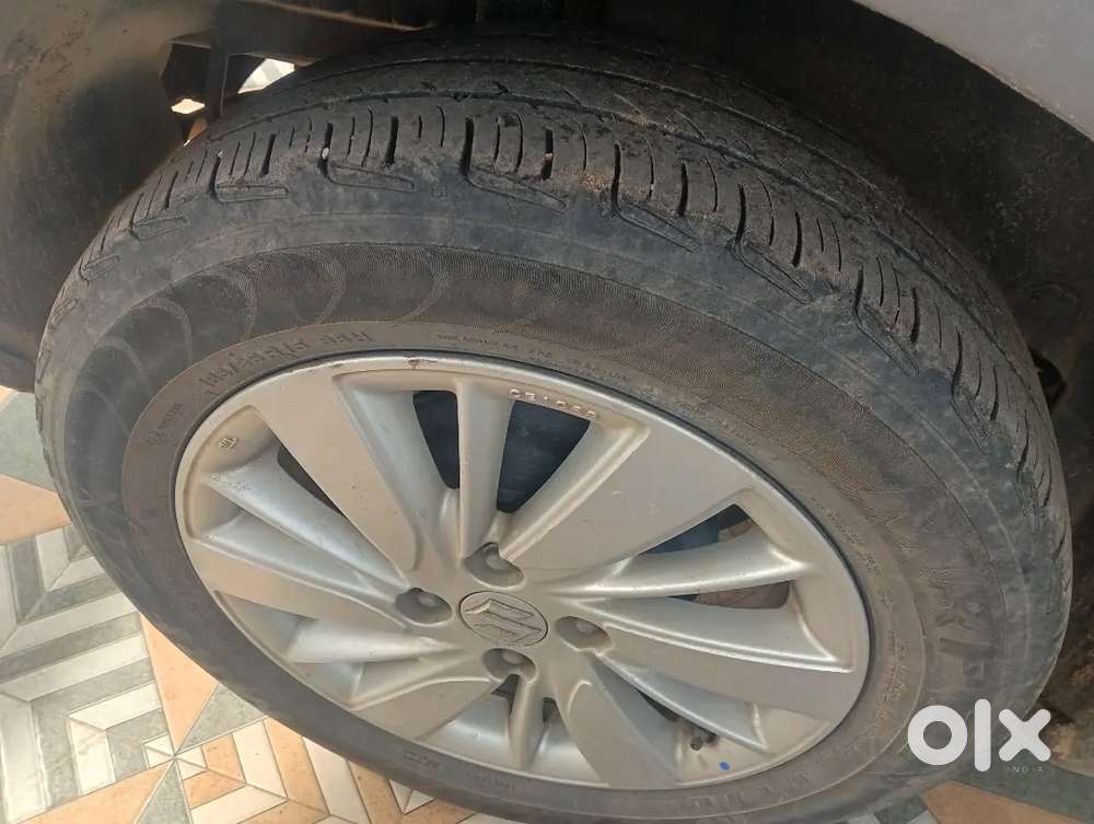 Maruti Suzuki Swift Zxi 2014 Petrol Manual