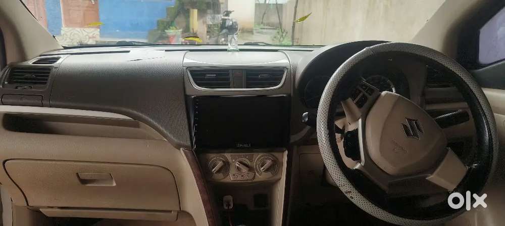 Maruti Suzuki Ertiga 2016