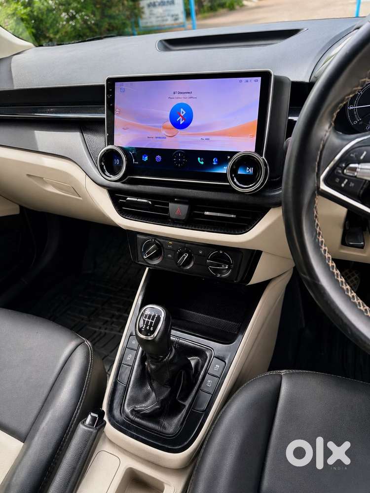 Skoda Slavia 1.0 Active Tsi, 2022, Petrol