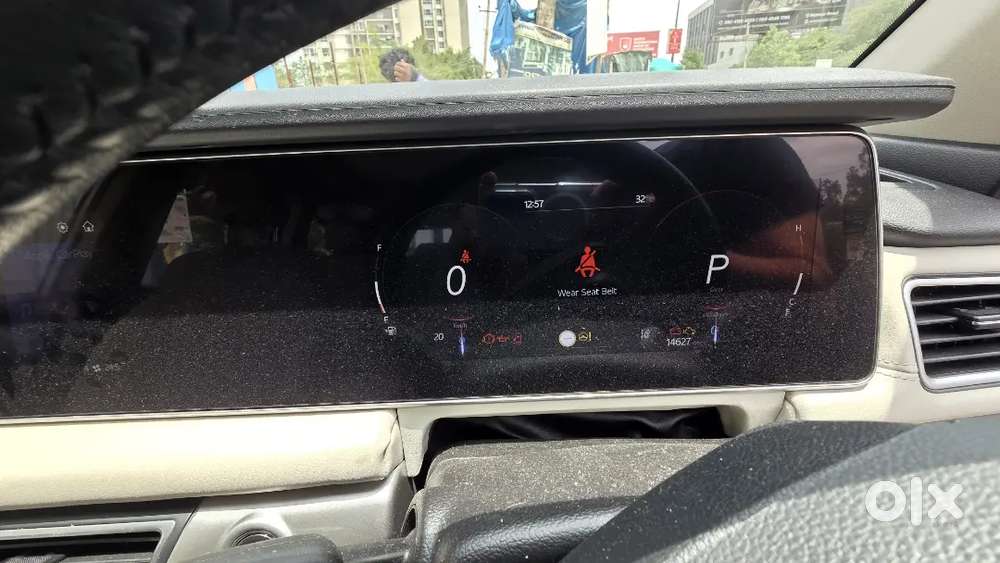 Mahindra Xuv700 2023 Diesel 14700 Km Driven