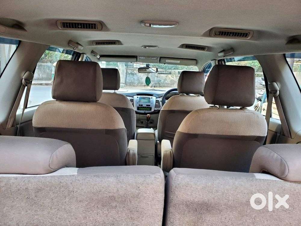 Toyota Innova 2.5 V 7 Str, 2012, Diesel