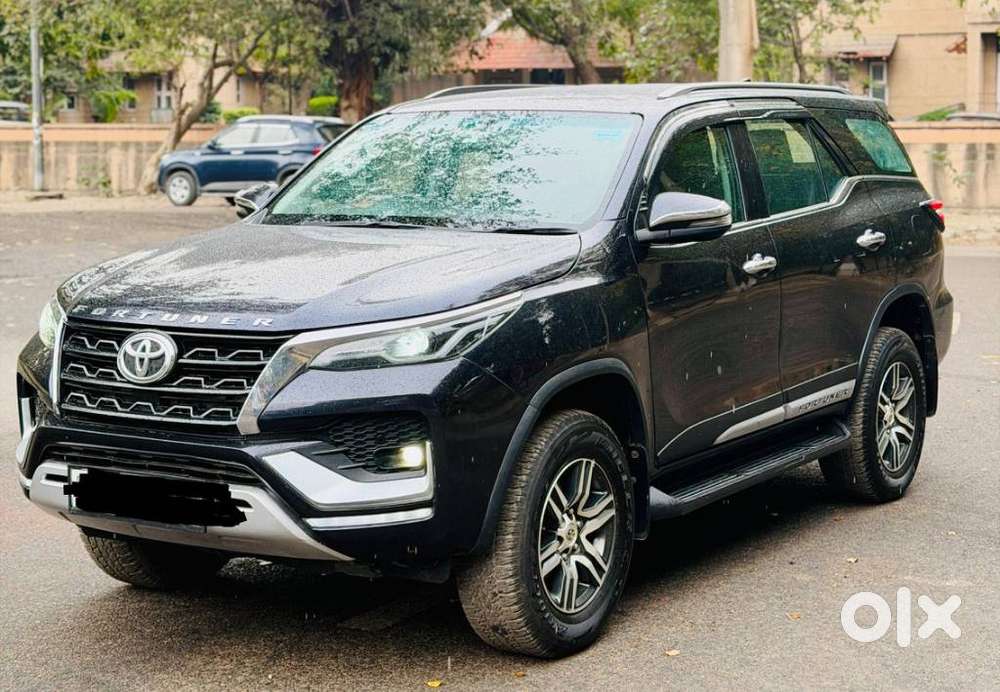 Toyota Fortuner 4x2 At 2.7 Petrol, 2022, Petrol