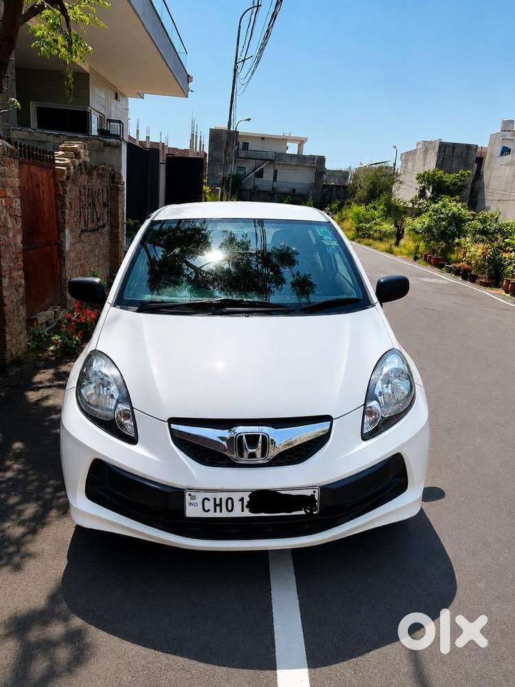 Honda Brio  2014