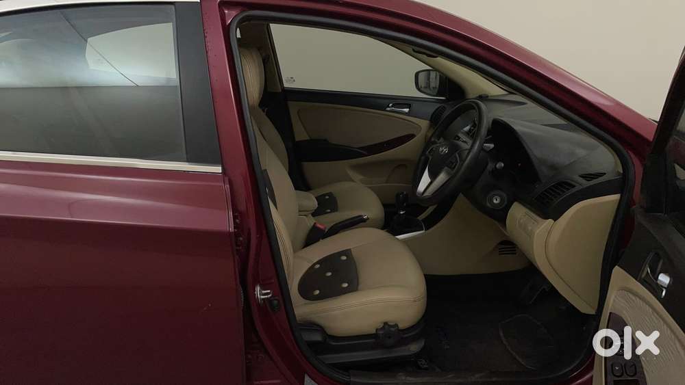 Hyundai Verna Fluidic 1.6 Vtvt Sx Opt, 2013, Petrol
