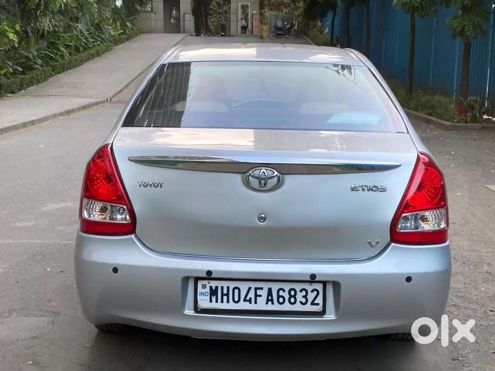 Toyota Etios 1.5 V, 2012, Petrol