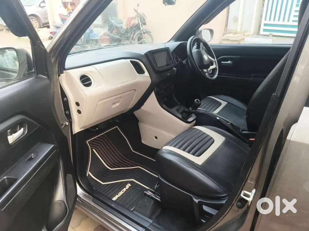 Maruti Suzuki Wagon R 2021 Petrol 28700 Km Driven And Well Maintained.