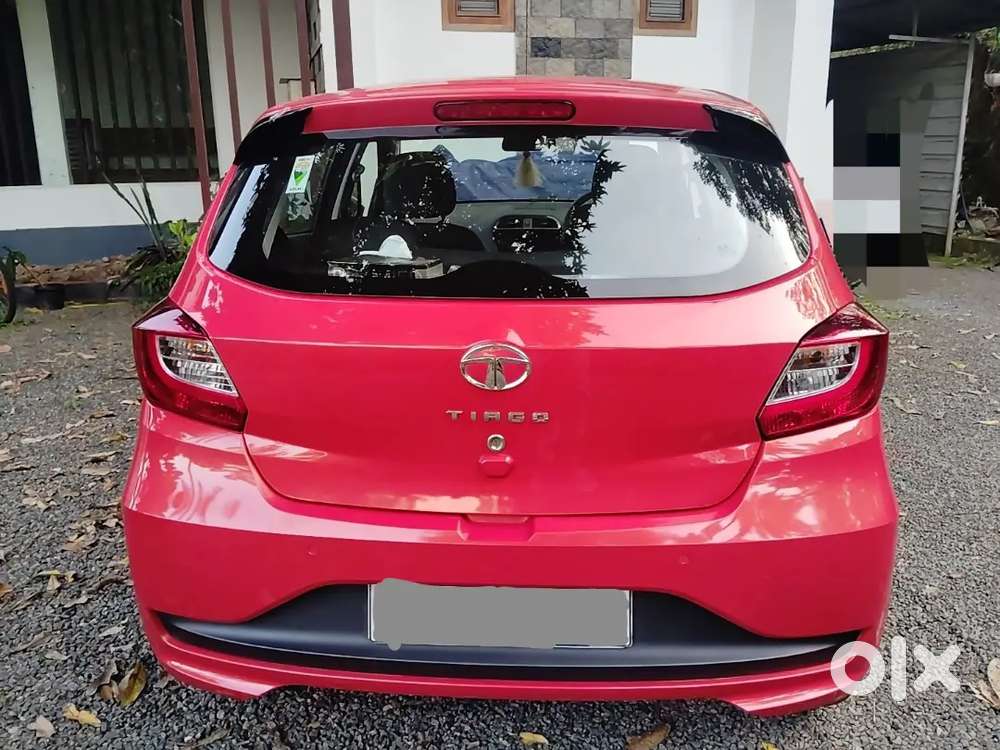 Tata Tiago Revotron Xta 2023