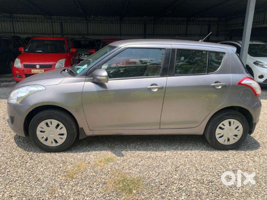 Maruti Suzuki Swift Vxi Optional, 2012, Petrol