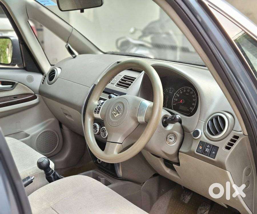 Maruti Suzuki Sx4 Zxi (opt), 2010, Cng & Hybrids