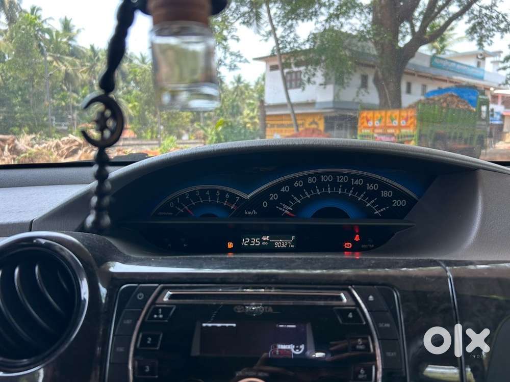 Toyota Etios Liva 2016 Petrol Well Maintained