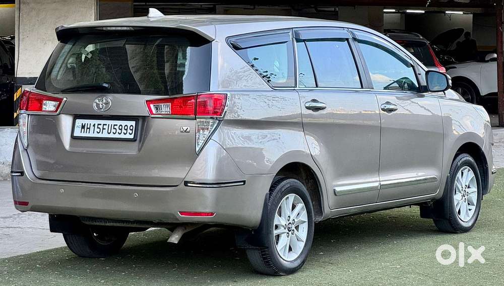 Toyota Innova Crysta 2.8 Gx At 8s, 2017, Diesel