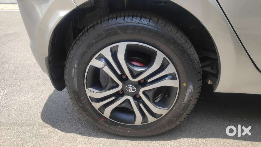 Tata Tiago 1.2 Revotron Xza, 2019, Petrol