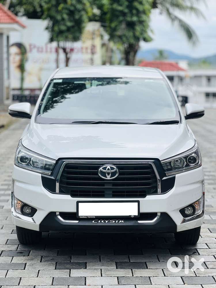 Toyota Innova Crysta 2.4 V 7 Str, 2023, Diesel