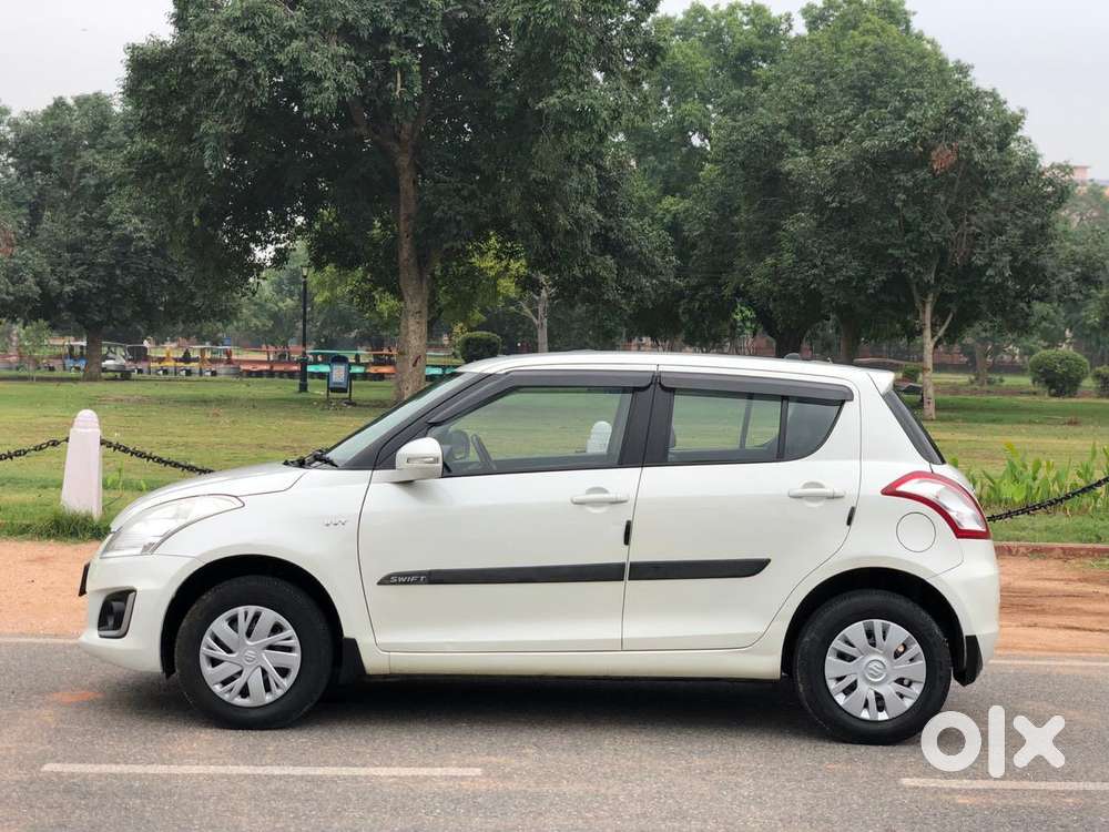 Maruti Suzuki Swift Vxi 1.2 Abs Bs-iv, 2017, Petrol