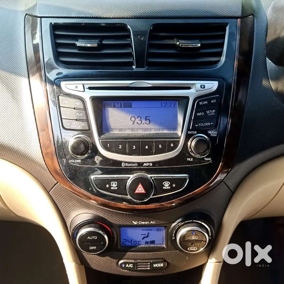 Hyundai Verna 1.6 Ex Vtvt, 2013, Petrol