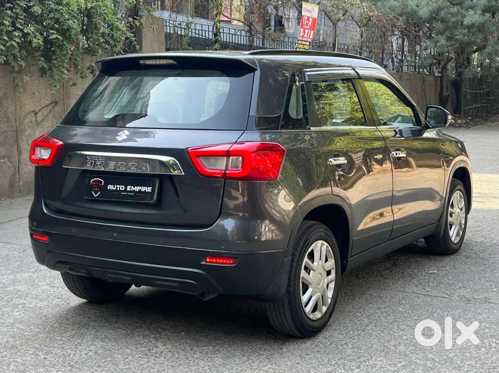 Maruti Suzuki Brezza 1.5 Vxi Smart Hybrid, 2022, Petrol