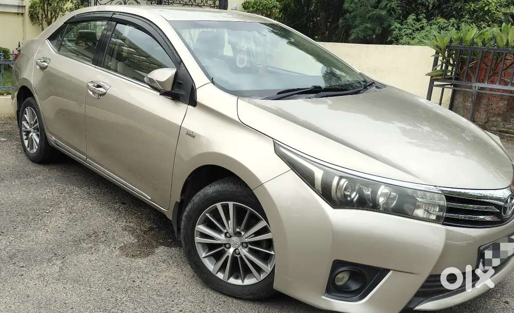 2016 Corolla Altis (less Driven)