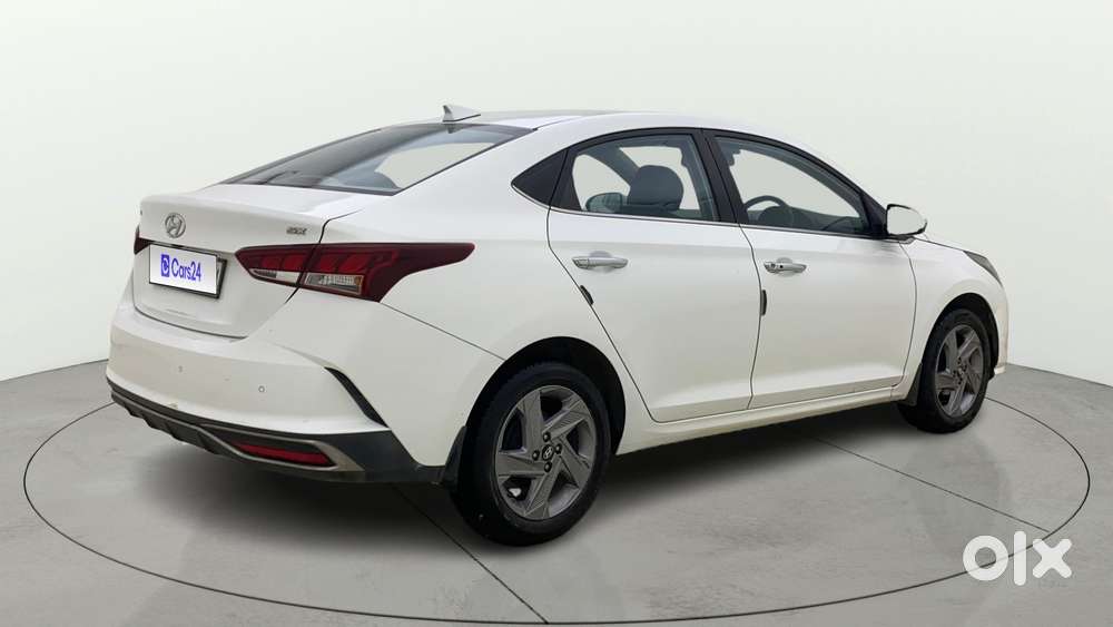 Hyundai Verna 1.5 Sx Vtvt, 2022, Petrol