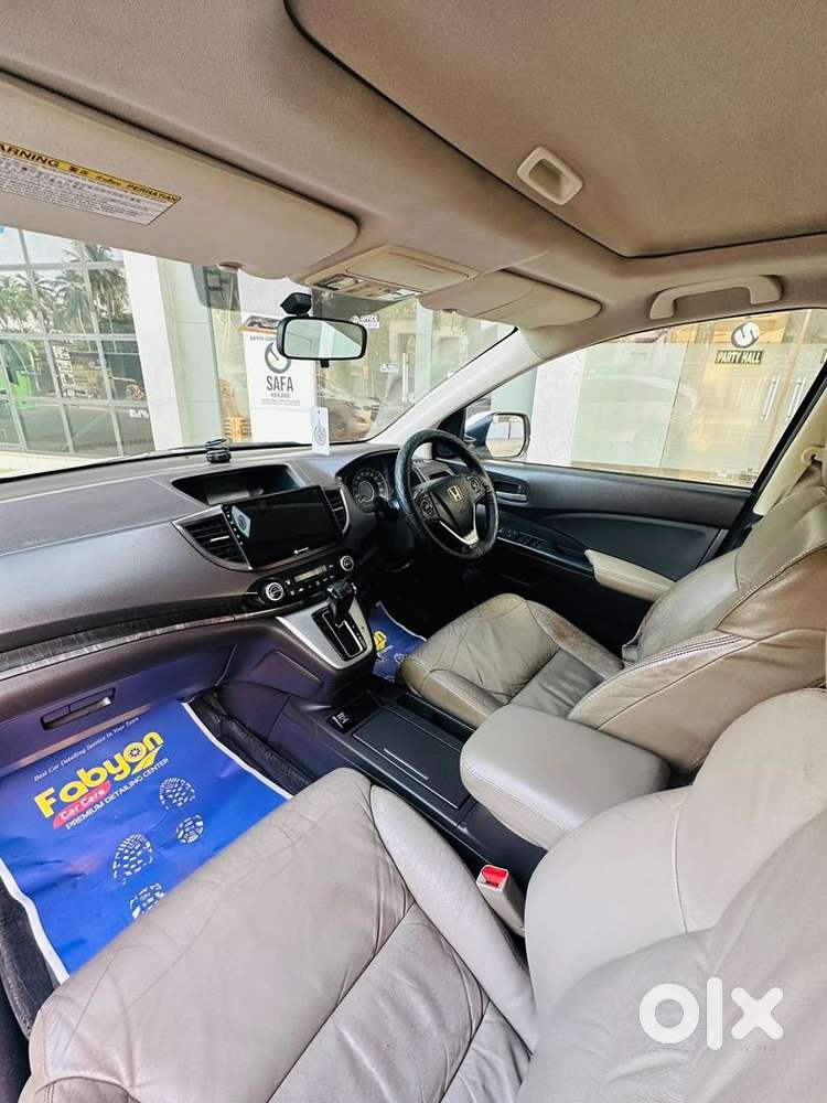 Low Price Premium Vehicle