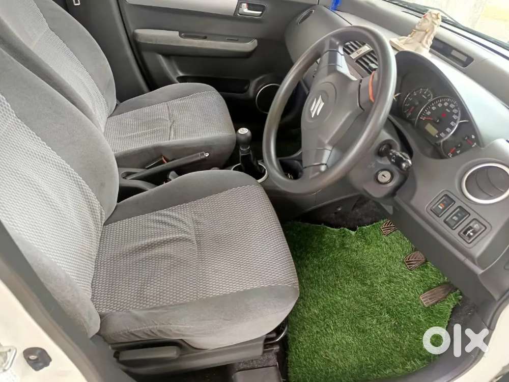 Maruti Suzuki Dzire 2010