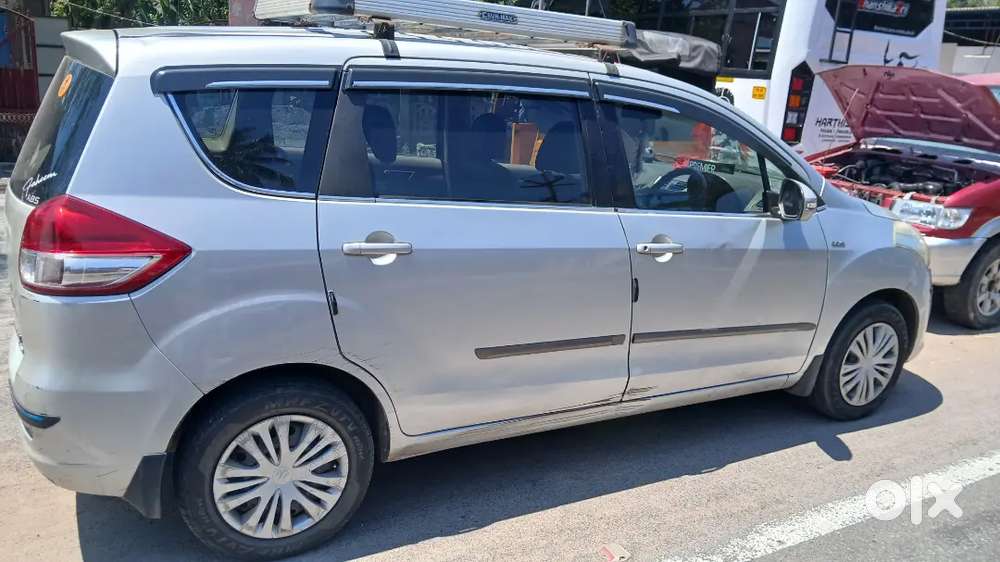 Maruti Suzuki Ertiga 2015 Diesel 237229 Km Driven