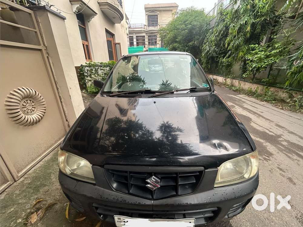 Black Maruti Suzuki Alto